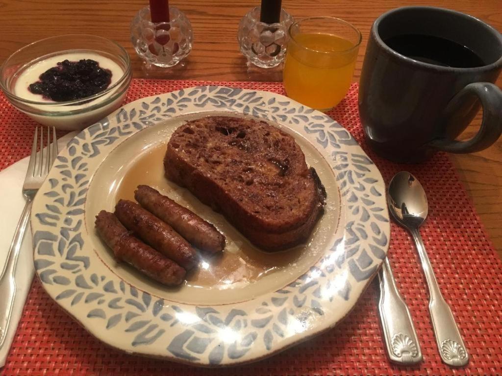 High Hill Inn 蒙彼利埃 外观 照片